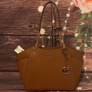 ๐บ MICHAEL KORS ๐บLARGE CHAIN LUGGAGE SHOULDER BAG